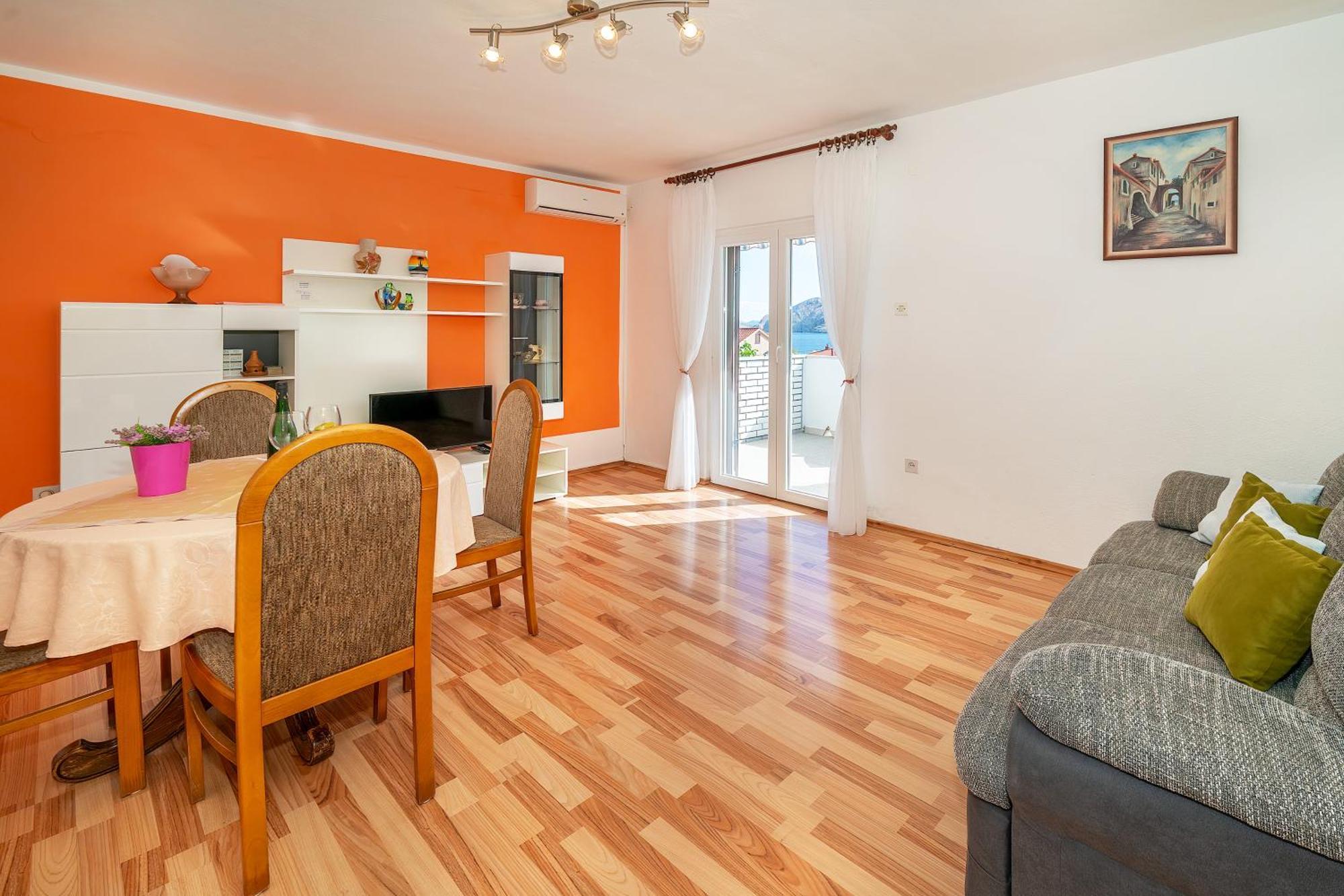 Apartments Sucur With Terrace バスカ エクステリア 写真